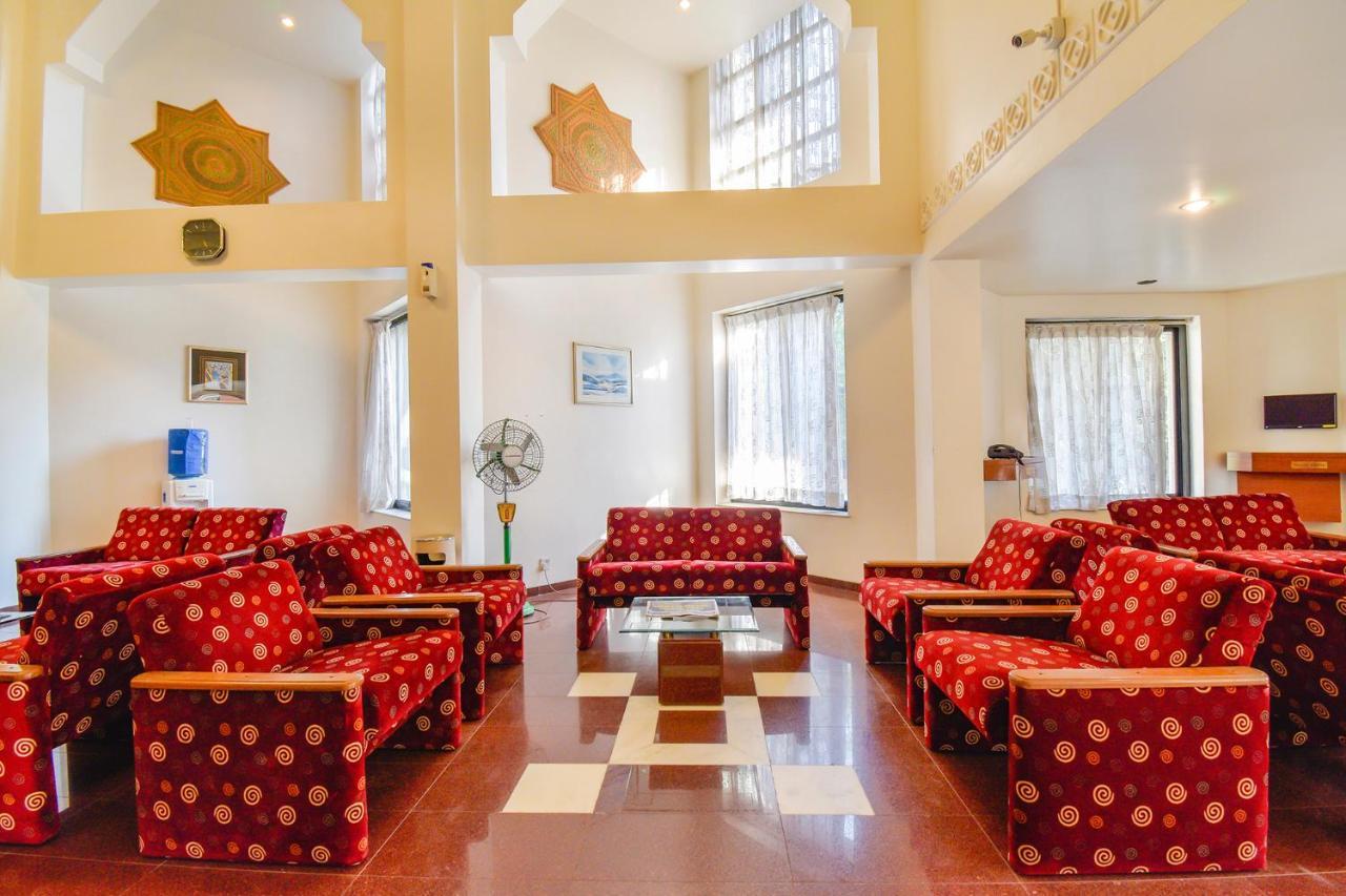 Hotel Ashish Plaza Пуне Екстер'єр фото